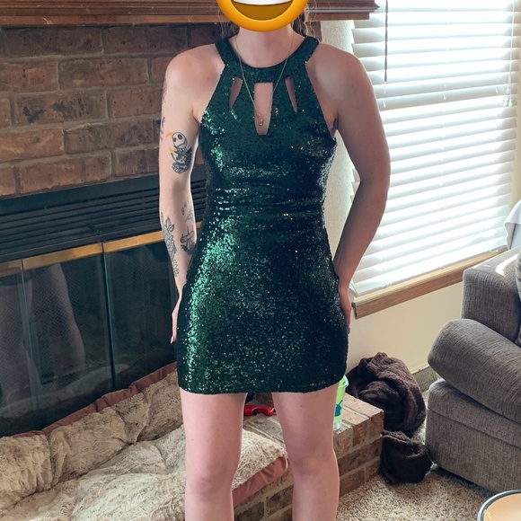 Green sequin Homecoming dress - Picture 1 of 2